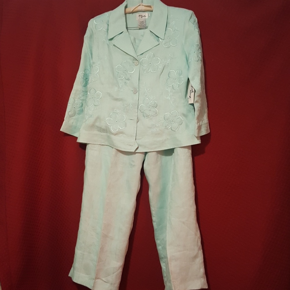 Linen suit